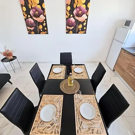 Apartment Palm Haven